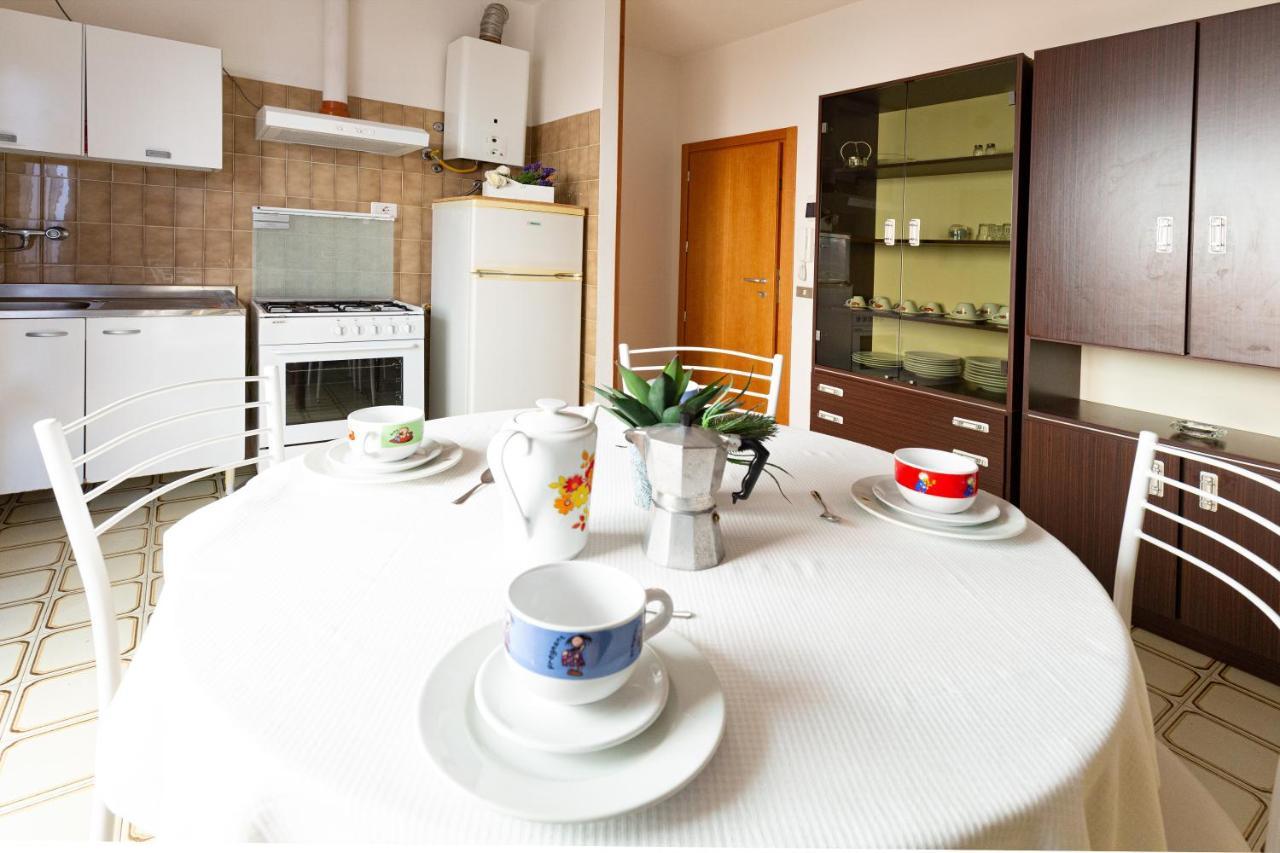 Residence Rainbow 벨레지아아지마리나 외부 사진